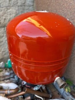 Expanzní nádoba 80 l