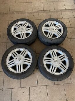 Zimní pneu 205/55r16 alu disky Renault 4x100