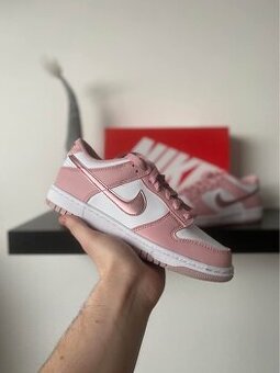 Nike Dunk Low Pink Velvet