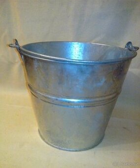 vědro 10L (kbelík), pozinkované, s ručkou