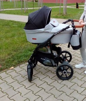 Kočárek trojkombinace