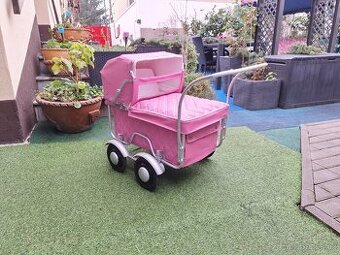 RETRO KOČÁREK PRO PANENKY