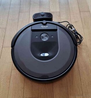 Robotický vysavač iRobot Roomba i7