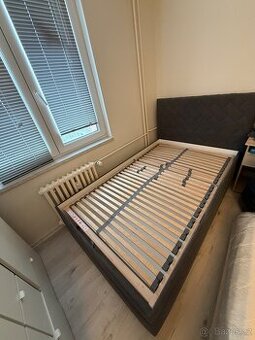 Čalouněná postel 120×200 s úložným prostorem a výklopným roš