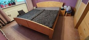 Prodej masivni postele,rostu,matrace