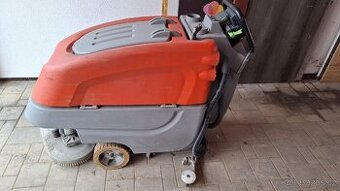 Podlahový mycí stroj Hako B70C
