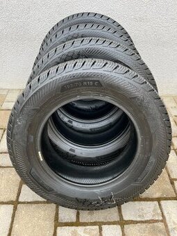 Prodám 4x zimní pneu Barum Snovanis3 195/70 R15 C, 90% vzor