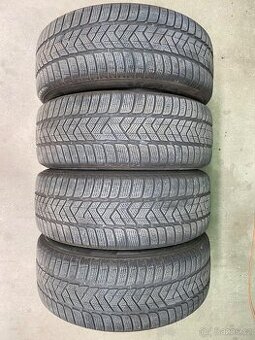 235/60/18 Pirelli zimní