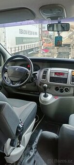 Renault Trafic 2,5 Passenger 107kw.