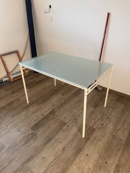 Prodám Skleněný stůl IKEA