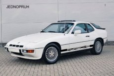Porsche 924 944 replika polepů