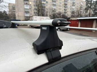 Střešní nosič Thule VW Jetta 4dv. sedan (MK5) 2005-10 - 1