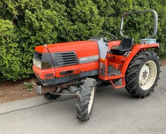 Malotraktor kubota GL260 - robustní a spolehlivý pomocník