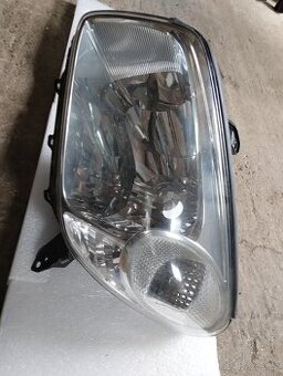 RAV 4 světo a maska - 1