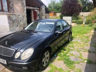 Mercedes-Benz E320 CDI ELEGANCE, rv 2004