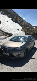 Toyota Avensis 1,8 benzin manuální 6 rychlosti