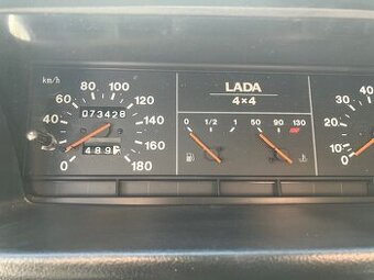 PRODÁM LADA NIVA 2121 4X4 - 1