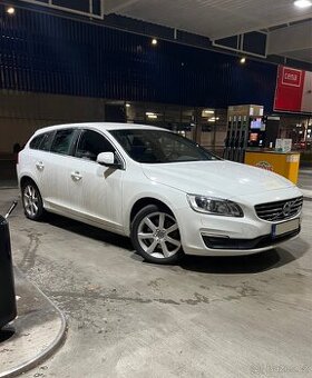 Volvo V60 2,4d 4x4 - 2017