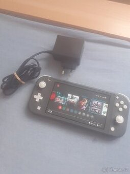 Nintendo switch lite 21 her na účtě