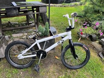 BMX kolo Mongoose 18" - 1