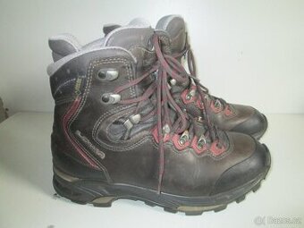 Lowa GTX....vel.38,5