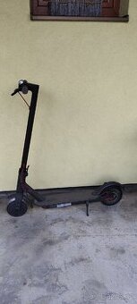 Elektrokoloběžka Scooter xiaomi