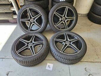 Zimní sada ORIGINÁL MERCEDES BENZ AMG C 225/45 R18