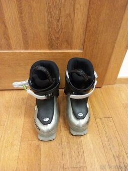 Sjezdové boty,přeskáče vel.17,5 (224mm)