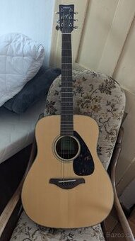 Yamaha fg800 kytara levně