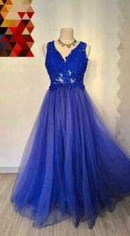 Honosné maturitní/plesové šaty