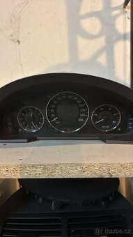 Přístrojová deska (budíky) Mercedes-Benz W211/W209/W219