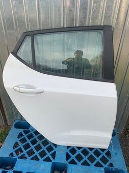 Pravé zadní dveře hyundai i10