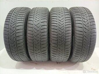Zimní pneu 225/60/18 Pirelli