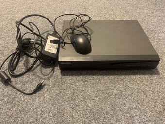 NVR Hikvision DS-7604NI-E1/4P/A