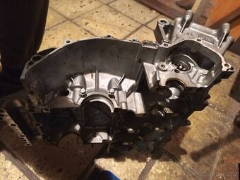 Části motoru Honda CBR 929 fireblade