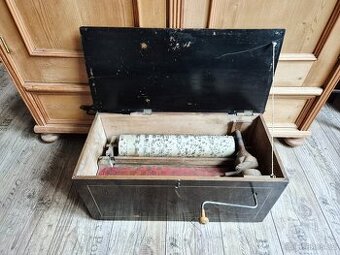 Velký starožitný žebrácký jazýčkový flašinet, 19 st.