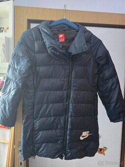 Dívčí bunda  NIKE velikost 146 - 156
