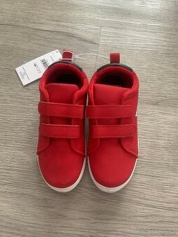 Nové tenisky vel. 31