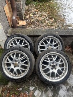 Alu kola 5x100 R17 pneu 215/45