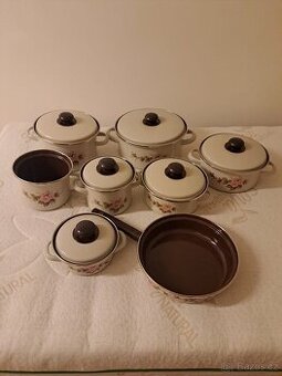 14 dílna sada smaltovaných hrnců