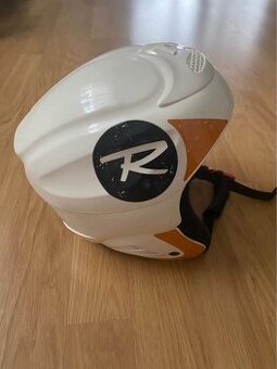 Lyžařská přilba Rossignol vel 56