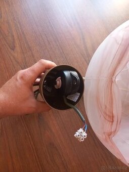 Stahovací kuchyňské svitidlo