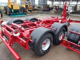 Traktorový nosič kontejnerů Portýr 12.9, skladem