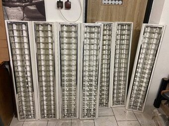 Zářivka 126cm 7ks světlo