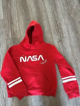 Mikina s nápisem "NASA", červená, velikost 146/152