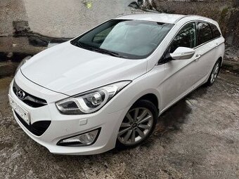 prodam dily na hyundai i40 1,7 crdi 100kw automat 6kvalt 85k