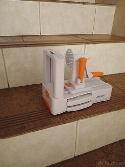 kráječ na zeleninu