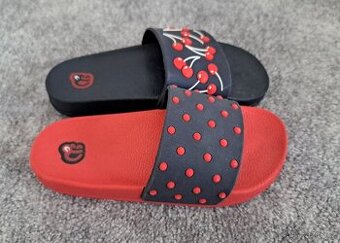 Dětské pantofle Dedoles vel. 30