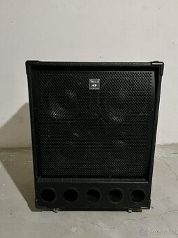 Baskytarový reprobox SECO 4x10 600W 8Ω