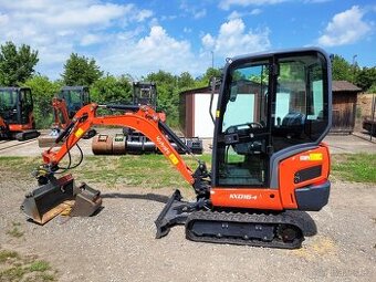 minibagr Kubota KX016-4